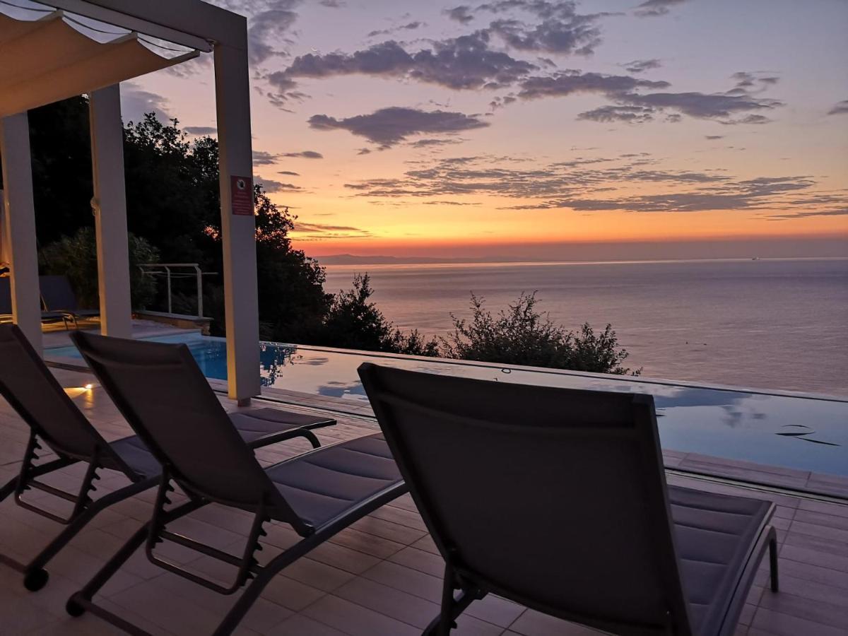 Апартаменты Bergeggi Tindari Sunrise Экстерьер фото